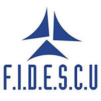 Logo van EDOESCU, mogelijk gelinkt aan taalreizen of educatieve uitwisseling.
